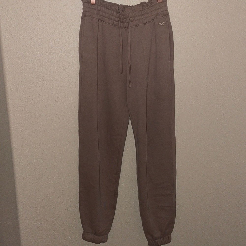 hollister sweats